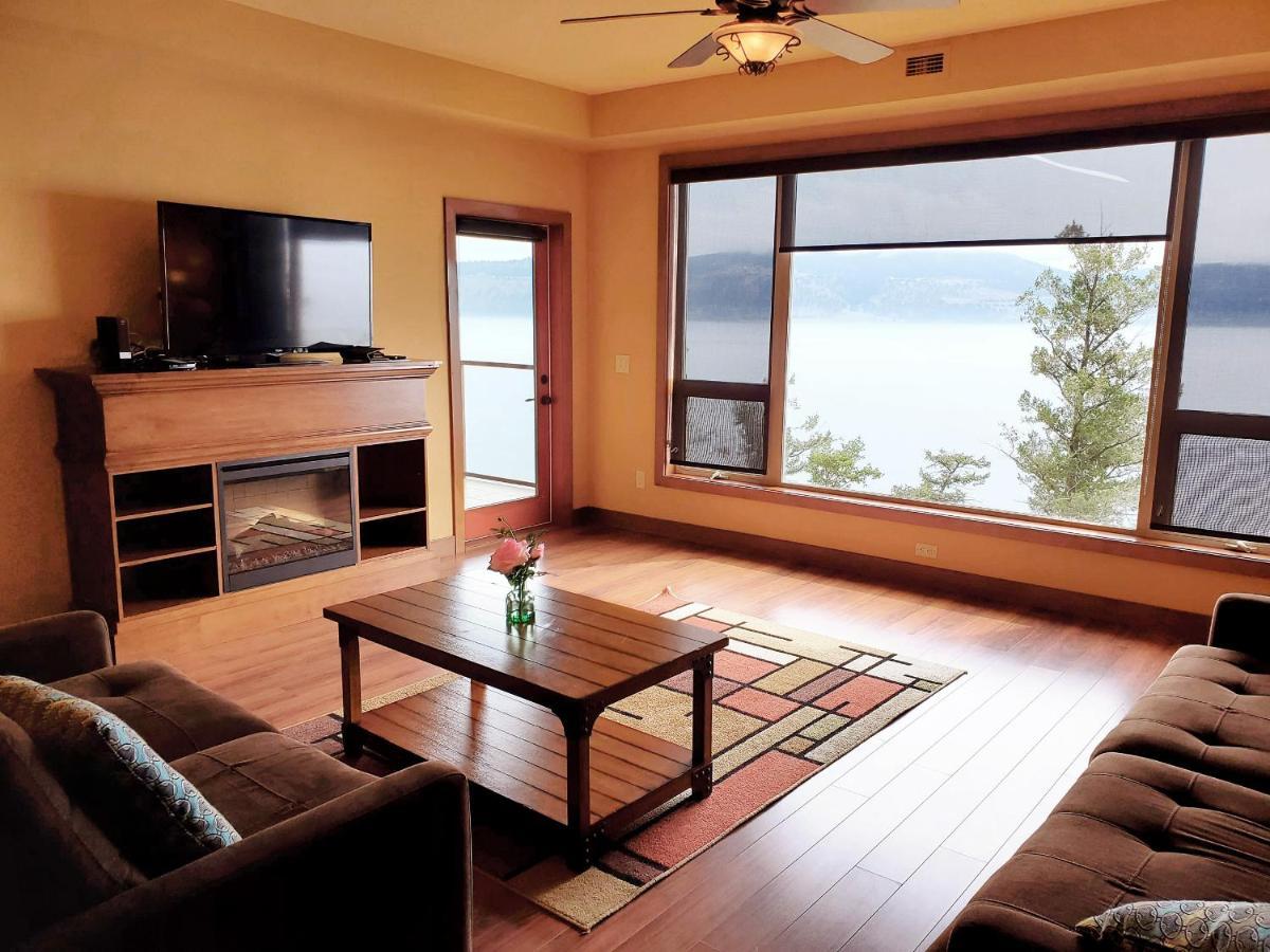 Cozystay Signature Lake Okanagan Resort Κελόουνα  Εξωτερικό φωτογραφία