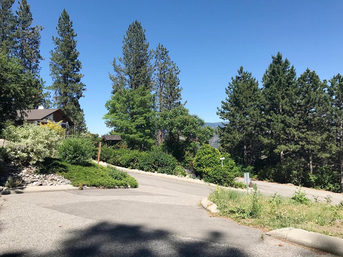 Cozystay Signature Lake Okanagan Resort Κελόουνα  Εξωτερικό φωτογραφία