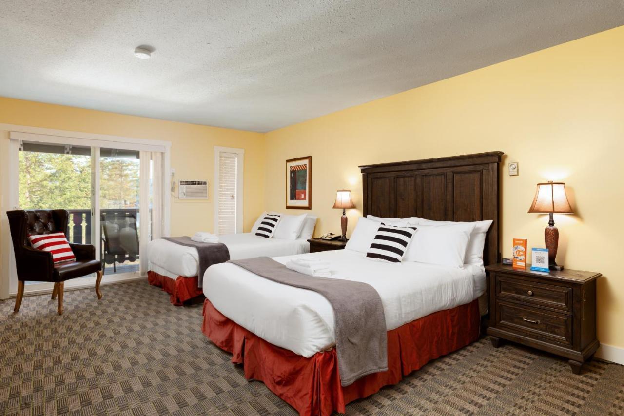 Cozystay Signature Lake Okanagan Resort Κελόουνα  Εξωτερικό φωτογραφία